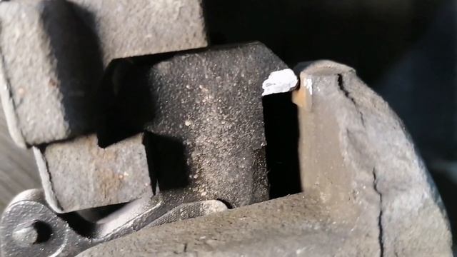 GAC GS 8 Замена передних тормозных колодок