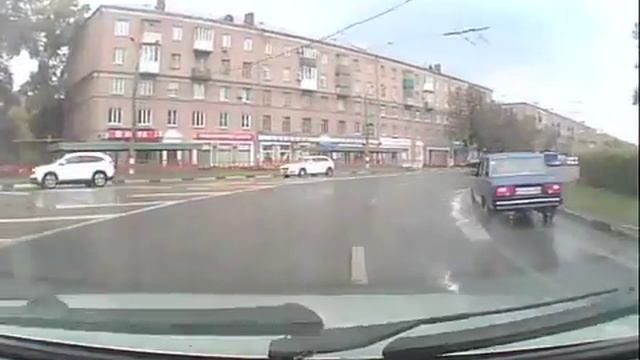 Занесло на мокрой дороге Нижний Новгород смотреть онлайн
