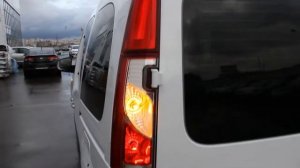 Автомобиль Рено Кангу 2013 года. Car Renault Kangoo 2013