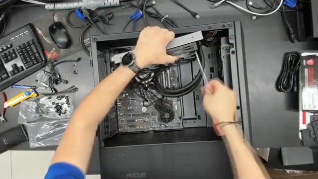Lian Li Lancool II Mesh Build | 5800X | Galahad AIO 240 | FTW3 RTX 3080 | AX916C (time lapse) смотреть онлайн