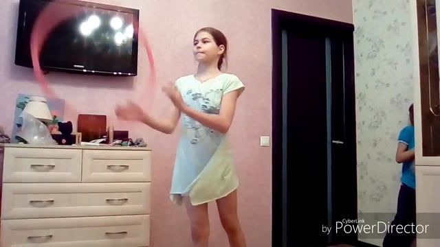 Да ну и танец #я танцую со своей стороны сестрой ?? смотреть онлайн