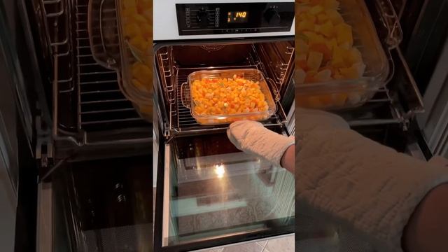 Суп из запечённой тыквы с беконом и розмарином #суп #супизтыквы #вкусныерецепты #простойрецепт