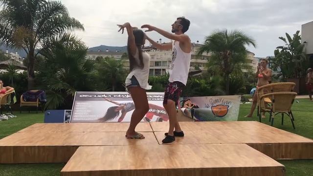Taller Alex y Desire Bachata Pool Party 2016 смотреть онлайн