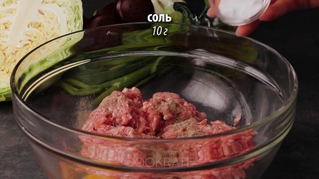 Посмотрите как греки готовят мясной фарш с кабачком. Не могу наесться!
