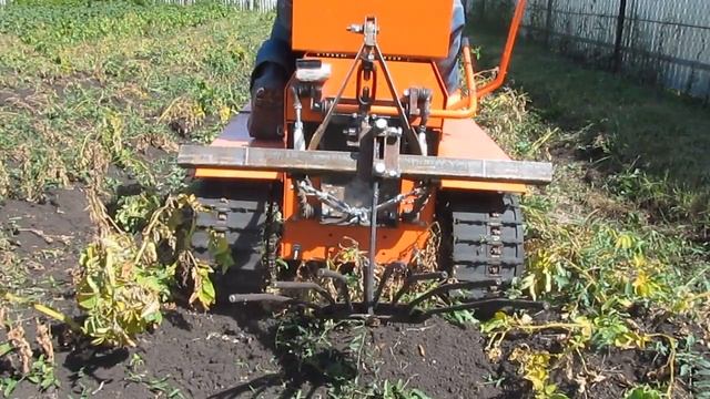 Картофель 2017_ зачистка и копание. Potato Crop 2017