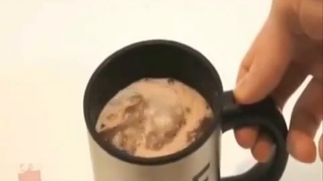 Кружка-міксер «Self Stirring Mug» смотреть онлайн