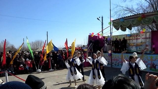 Нооруз 2015 год школа №4 гимназия "Уулу коч" смотреть онлайн