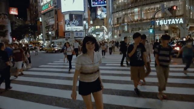 Carly Rae Jepsen - Run Away With Me смотреть онлайн