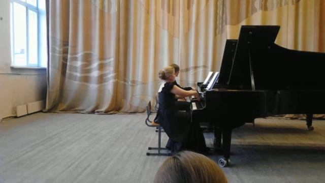Шостакович - Сюита для 2х ф-но fis-moll op.6 - 4.Финал смотреть онлайн
