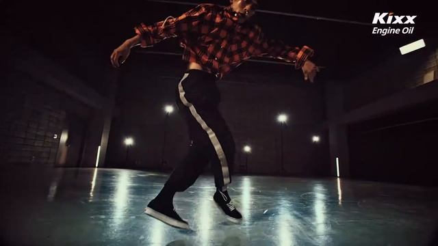 Рекламная кампания KIXX & Jinjo Crew: танцевальный номер MOLD смотреть онлайн