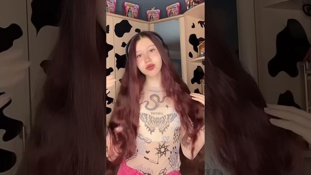 ЧТО В НАУШНИКАХ БОГАТОЙ СЕМЬИ смотреть онлайн