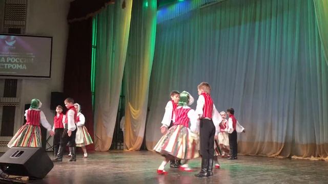 Ансамбль народного танца "Калинка" г. Реутов, "Финская кадриль" смотреть онлайн