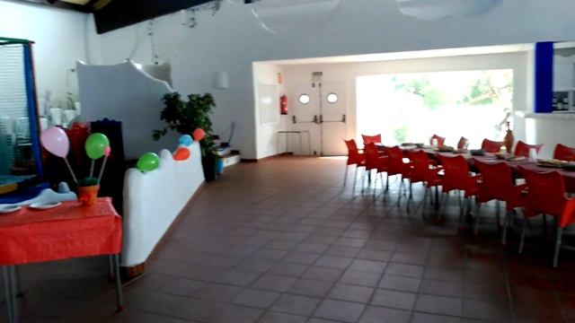 Детский аквапарк в Альмуньекаре смотреть онлайн