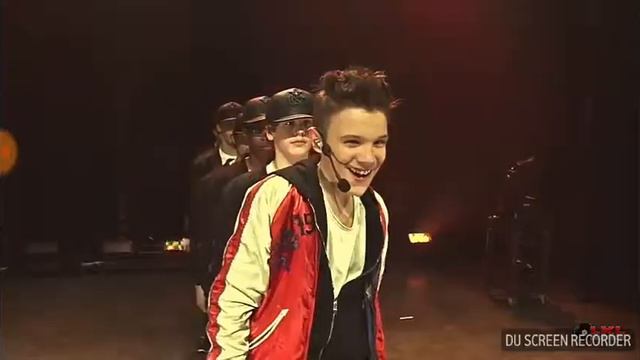 Lenni - Kim | Yolo | Concert смотреть онлайн