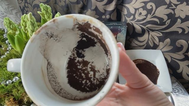 Taрo.Гадания на кофейной гуще на будущее.Что ждет в любви, семье, карьере.Kaffeesatz für die Zukunf смотреть онлайн