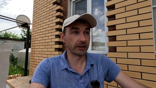 Каменщик показал секрет! Как аккуратно выпилить кирпич и заложить штрабу без ослабления кладки. смотреть онлайн