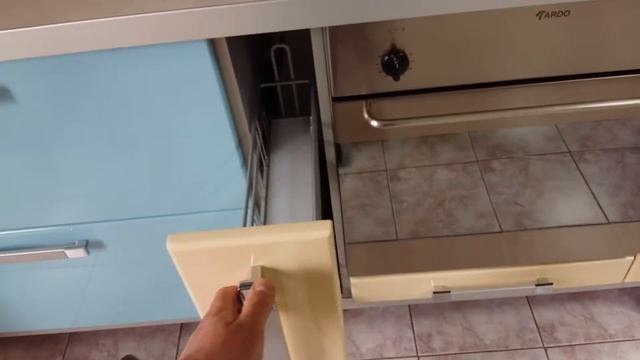 Кухня крашеный МДФ с техникой смотреть онлайн