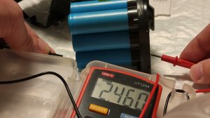 аккумуляторы на ручном пылисосе Mi vacuum cleaner light