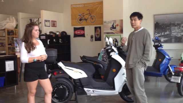 Product Spotlight: Vmoto E-Max 90S смотреть онлайн