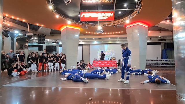 Status crew - Интернет зависимость смотреть онлайн