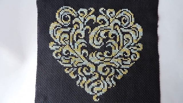 Что можно вышить нитками меланж? 