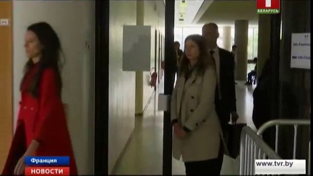 Британская королевская семья требует полтора миллиона евро компенсации за публикацию топлес-фото смотреть онлайн