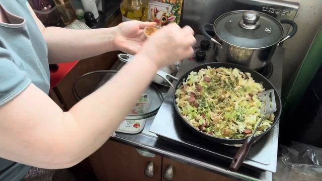 КОРЕЯ. 한국. СОБИРАЕМ ШКАФЫ ИЗ ИКЕА / ЗАМОРОЗКА / АСОЛЬ / СТРИЖЕНЫЕ СОБАЧКИ смотреть онлайн