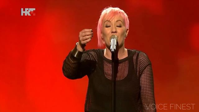 BETTER THAN THE ORIGINAL? MIND BLOWING COVERS ON THE VOICE смотреть онлайн