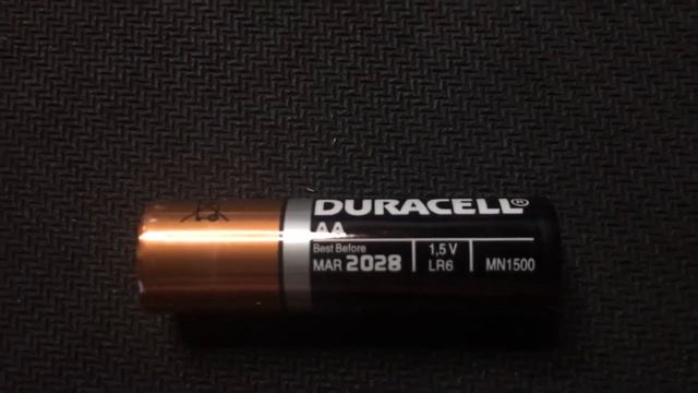Батарейка АА DURACELL Basic 1,5 V алкалиновая Видеоотзыв (обзор) Николая смотреть онлайн