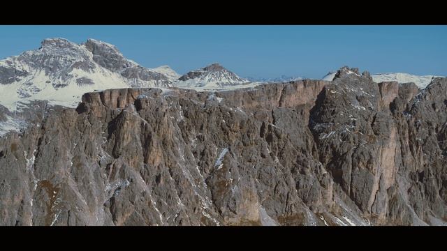 ОСЕННИЕ ДОЛОМИТЫ смотреть онлайн