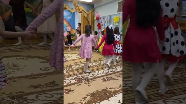 Танец "Модница" смотреть онлайн
