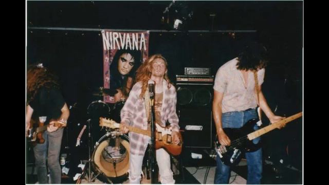 Nirvana Blew смотреть онлайн