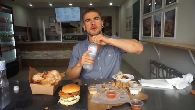 HUGE ASIAN FUSION FOOD CHALLENGE | Chicken Sandwiches, Burgers, Poke Bowls | Man Vs Food смотреть онлайн