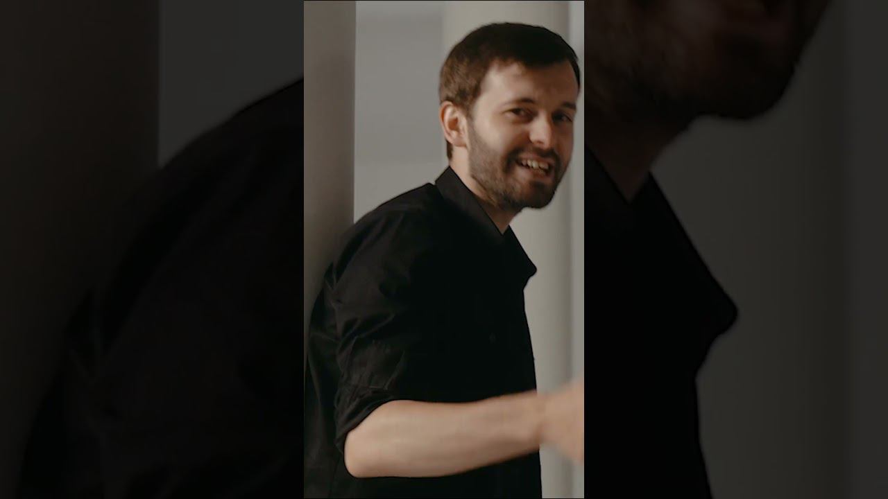 Гаго и Руслан Шанов - Не стоит смотреть онлайн