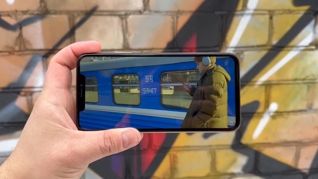 iPhone 11 Pro Max / iPhone 11 Pro в 2023. Обзор / сравнение / актуальность. смотреть онлайн