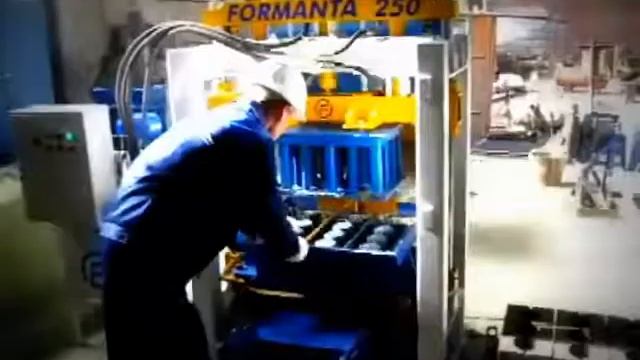 Вибропресс Formanta 250 - вибростанок для производства блоков и тротуарной плитки