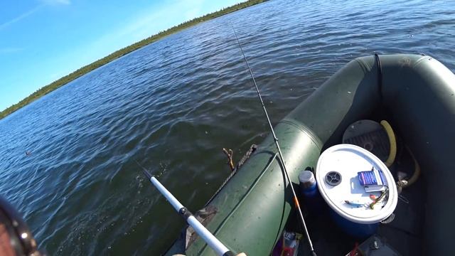 НА ЭТОМ ОЗЕРЕ НЕ РЫБАЧИЛИ ДЕСЯТКИ ЛЕТ / РЫБАЛКА НА КРАЙНЕМ СЕВЕРЕ / Часть 1 смотреть онлайн