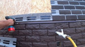 Монтаж гибкой фасадной плитки. Обшиваем дачный домик