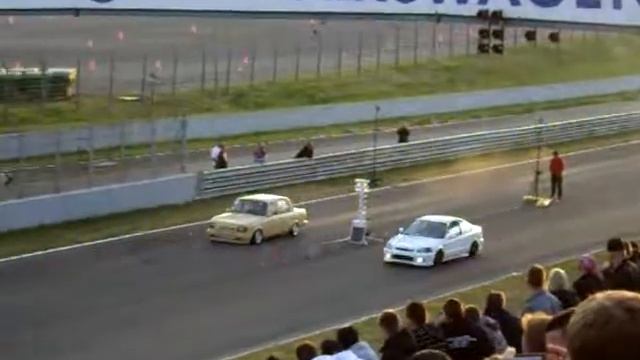 Wartburg Vs. Civic