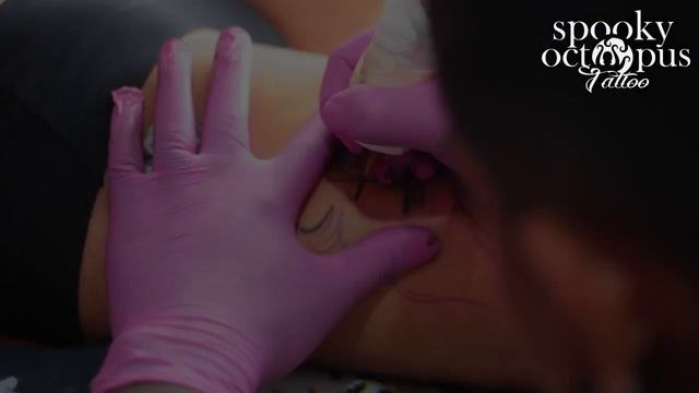 spooky octopus tattoo with Cinta Anghua #2 смотреть онлайн