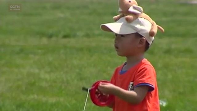 В Восточном Китае открылся 34-й Вэйфанский международный фестиваль воздушных змеев смотреть онлайн