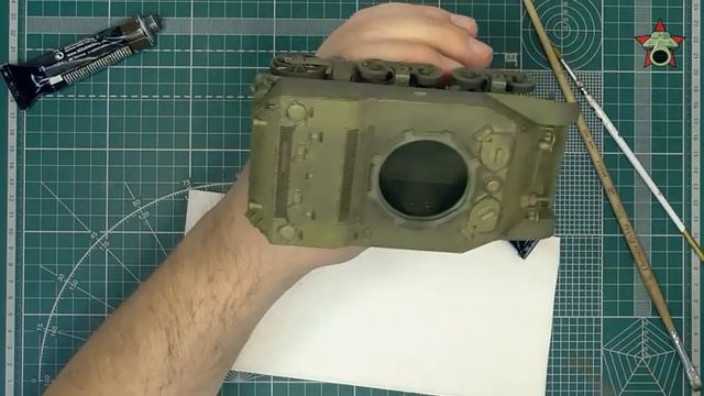 Покраска модели танка Stuart в 1/35. Ч.IX Потеки маслом. Painting WW2 US Stuart tank model P.9 смотреть онлайн