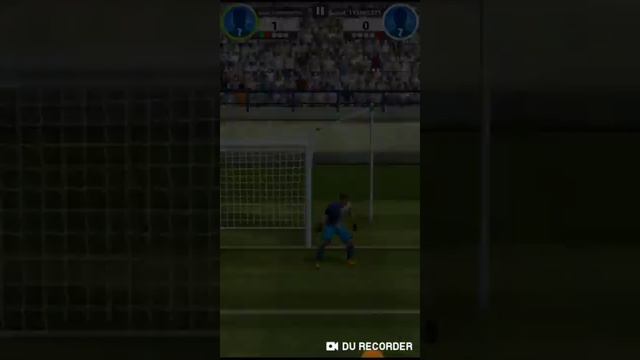 Игра футбол страйк смотреть онлайн