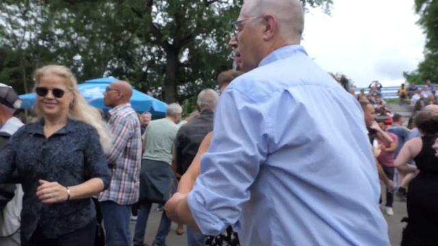 Vondelpark Salsa Amsterdam смотреть онлайн