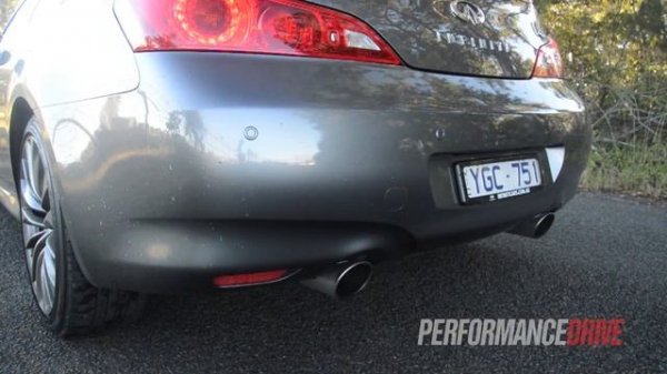2013 Infiniti G37 S Premium Convertible engine sound and 0-100km/h