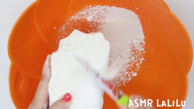 АСМР МЕЛ / ОГРОМНЫЙ КУСОК МЕЛА / ЗВУКИ МЕЛА - ASMR LaLiLu Crunchy смотреть онлайн