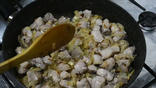 САМЫЙ ВКУСНЫЙ И НЕЖНЕЙШИЙ/ПЛОВ ПО РУССКИ/THE MOST DELICIOUS SATISFYING AND TENDER/PILAF IN RUSSIAN/ смотреть онлайн