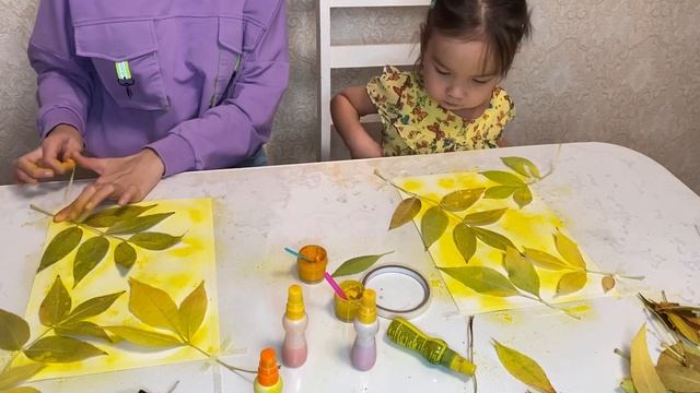 Рисуем осенние листья ? легко и просто. Саида и Нурай смотреть онлайн