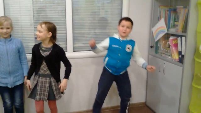 SONG circus song дети 8-9 лет смотреть онлайн