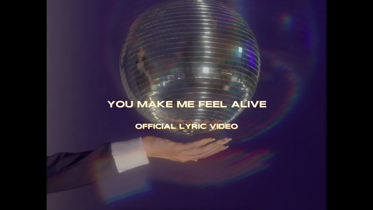 Andrew Reyan - You Make Me Feel Alive (Official Lyric Video) смотреть онлайн